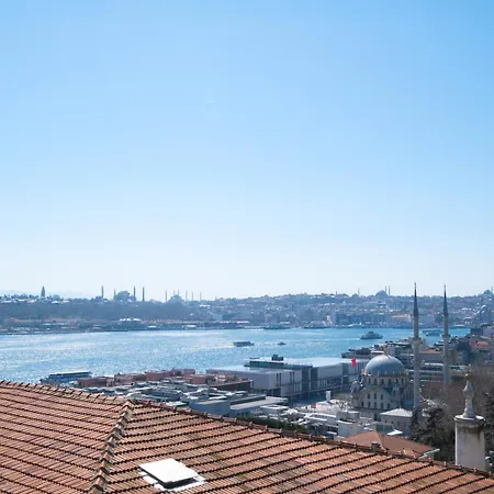 Апартаменты Bosphorus View - 2-bedroom With Elevator & Air Conditioning Стамбул
